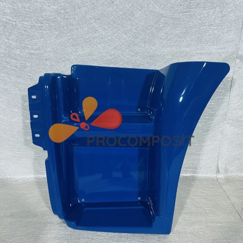 Щиток подножки левый 6520-8405111